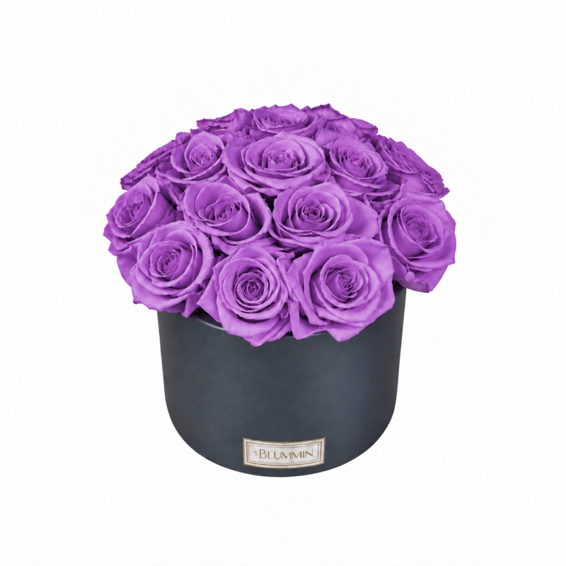 Kauasäilivad 15 lillat roosi tumehallis keraamikas bukett (Violet Vain).png