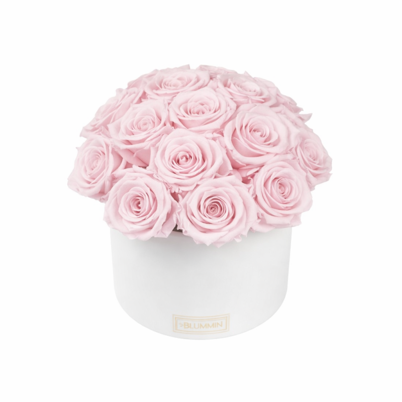 BUKETT 15 ROOSI - VALGE KERAAMIKA HELEROOSADE ROOSIDEGA.png