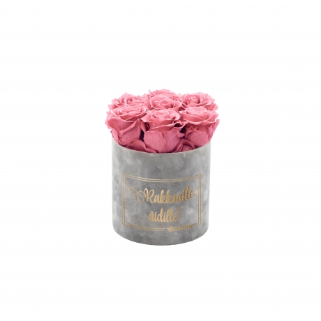 RAKKAALLE ÄIDILLE - SMALL LIGHT GREY VELVET BOX WITH VINTAGE PINK ROSES