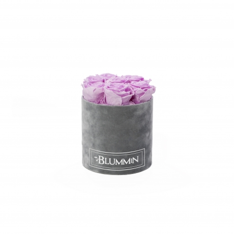 SMALL LIGHT GREY VELVET BOX WITH BABY LILLY ROSES