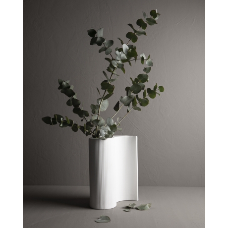 EDSHULT WHITE STRIPED CERAMIC HAND MADE VASE