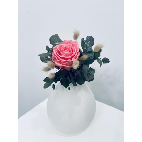 KIMP KAUASÄILIVAST BABY PINK ROOSIST JA EUKALÜPTIST - No. 40
