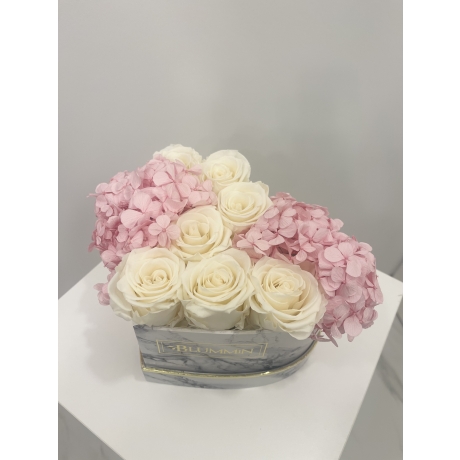 MARBLE FLOWER BOX WITH 7 CHAMPAGNE ROSES & DRIED HYDRANGEA