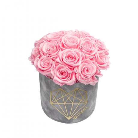 BOUQUET WITH 15 ROSES - MEDIUM LOVE LIGHT GREY VELVET BOX WITH BRIDAL PINK ROSES