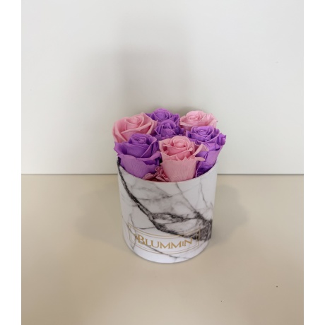 -25% SMALL VALGE MARMORKARP LILLADE & ROOSADE KAUASÄILIVATE ROOSIDEGA