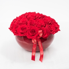 RED CERAMIC POT WITH 29-33 VIBRANT RED ROSES