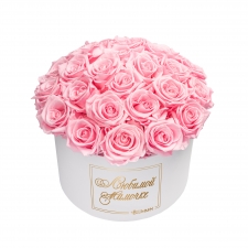 -20% ЛЮБИМОЙ МАМОЧКЕ BOUQUET WITH 25 ROSES - LARGE BLUMMIN WHITE BOX WITH BRIDAL PINK ROSES