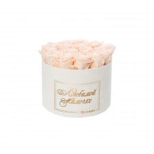-20% ЛЮБИМОЙ МАМОЧКЕ - LARGE (17 ROSES) WHITE VELVET BOX WITH ICE PINK ROSES