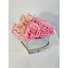 MARBLE FLOWER BOX WITH 3 ICE PINK ROSES & DRIED HYDRANGEA