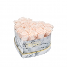 ICE PINK ROOSIDEGA SÜDAMEKUJULINE LILLEKARP - 17 ROOSIGA