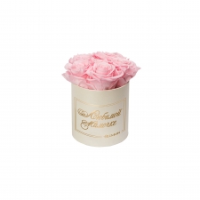 ЛЮБИМОЙ МАМОЧКЕ - MIDI CREAM WHITE BOX WITH BRIDAL PINK ROSES