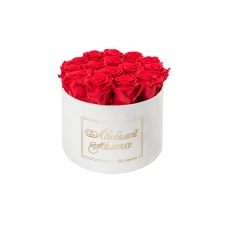 ЛЮБИМОЙ МАМОЧКЕ - LARGE (17 ROSES) WHITE VELVET BOX WITH VIBRANT RED ROSES