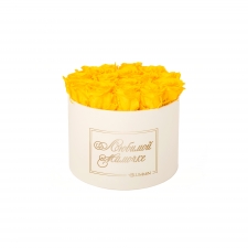 -20% ЛЮБИМОЙ МАМОЧКЕ - LARGE (17 ROSES) CREAM WHITE BOX WITH YELLOW ROSES