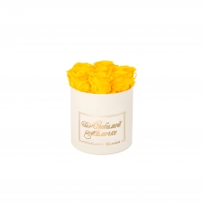 -20% ЛЮБИМОЙ МАМОЧКЕ - SMALL CREAM WHITE BOX WITH YELLOW ROSES