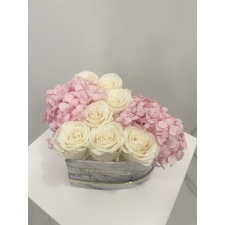 MARBLE FLOWER BOX WITH 7 CREAM ROSES AND DRYED HYDRANGEA