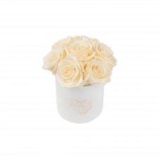 BOUQUET WITH 7 ROSES - MIDI LOVE WHITE VELVET BOX WITH PEARL CHAMPAGNE AND CHAMPAGNE ROSES