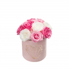  BOUQUET WITH 11 ROSES - SMALL LOVE LIGHT PINK VELVET BOX WITH MIX (BABY PINK, BRIDAL PINK, WHITE) ROSES