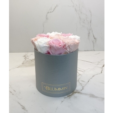 MEDIUM BLUMMIN CREAMY BOX WITH MIX (BABY LILLY, BRIDAL PINK, CHAMPAGNE) ROSES