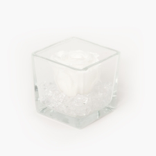 GLASS VASE WITH WHITE ROSE AND CRYSTALS (8x8 cm)